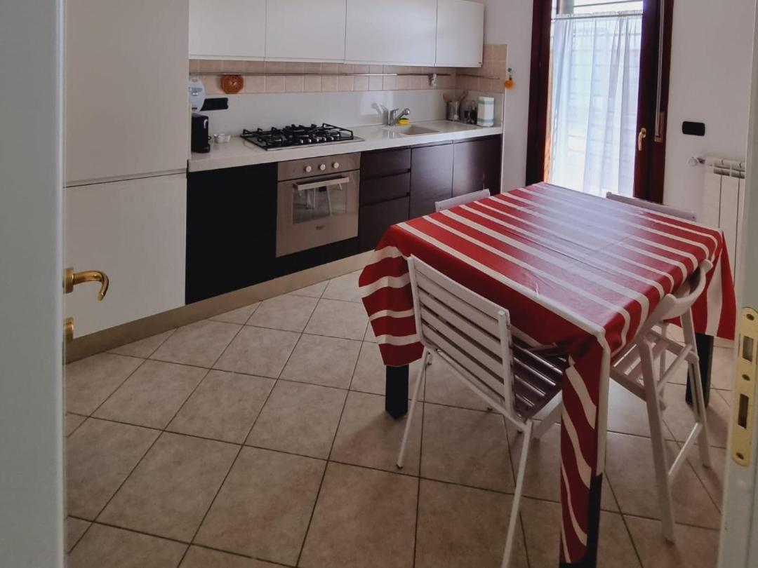 Casa A Vecchiano Nei Pressi Pisa, Lucca E Versilia ภายนอก รูปภาพ